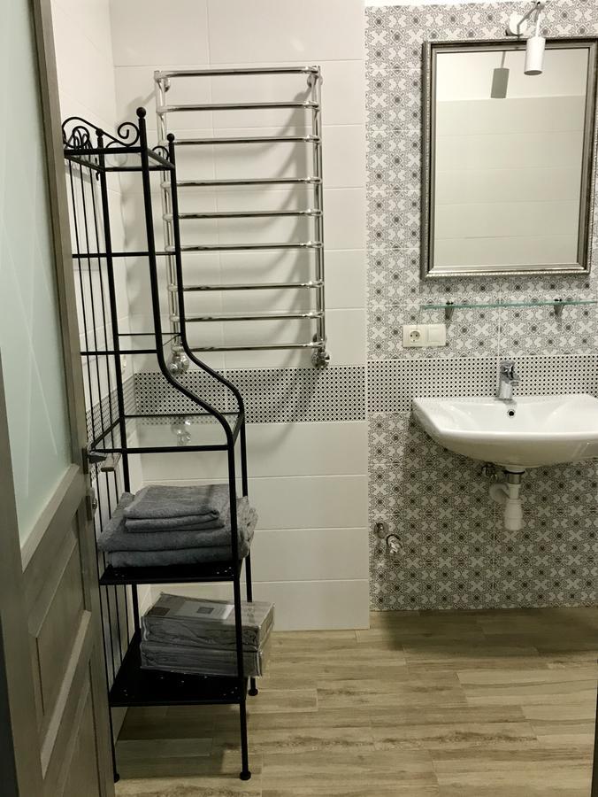 Apartment Lviv Ngoại thất bức ảnh