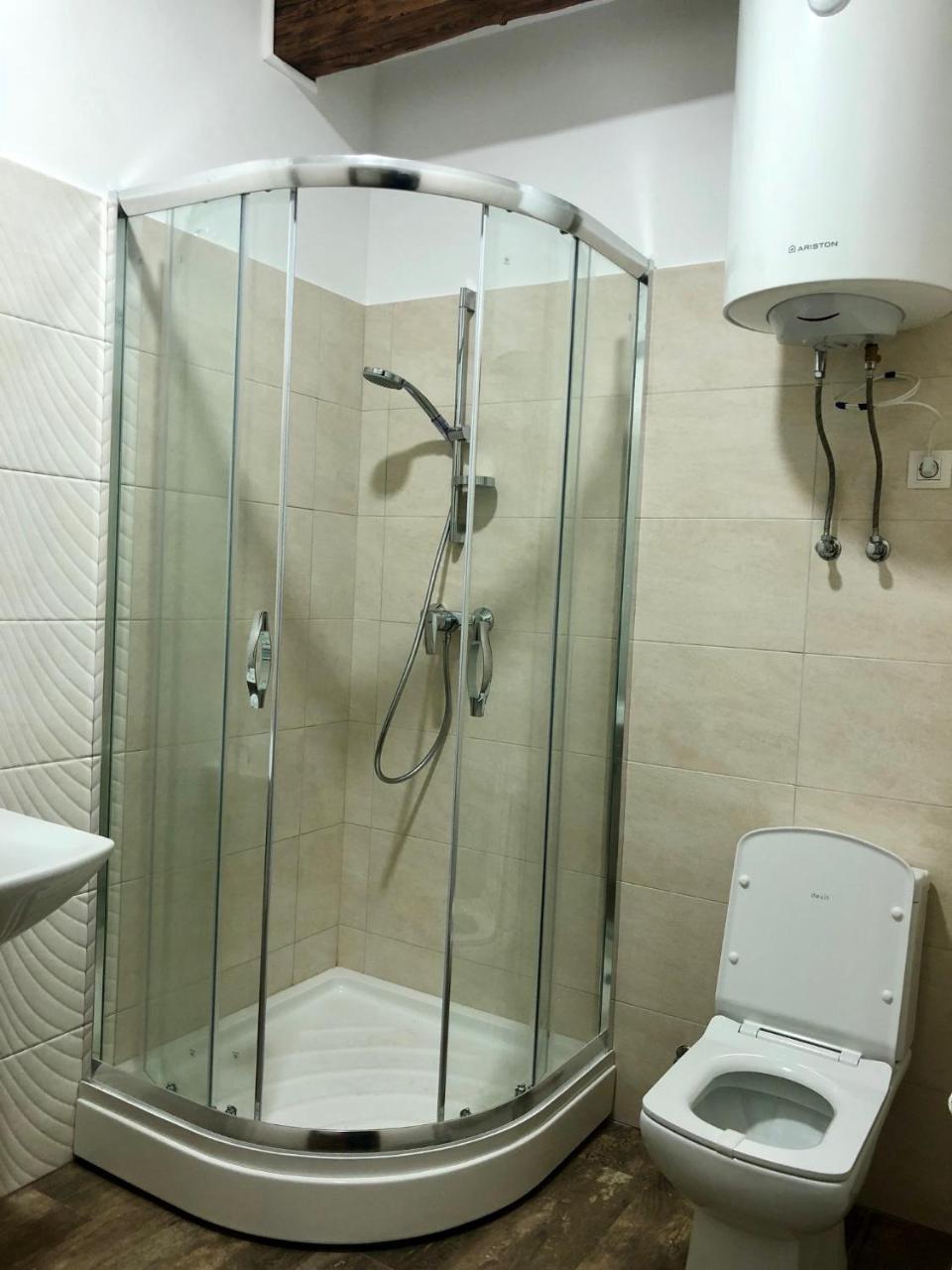 Apartment Lviv Ngoại thất bức ảnh