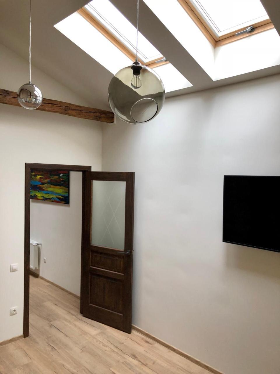 Apartment Lviv Ngoại thất bức ảnh