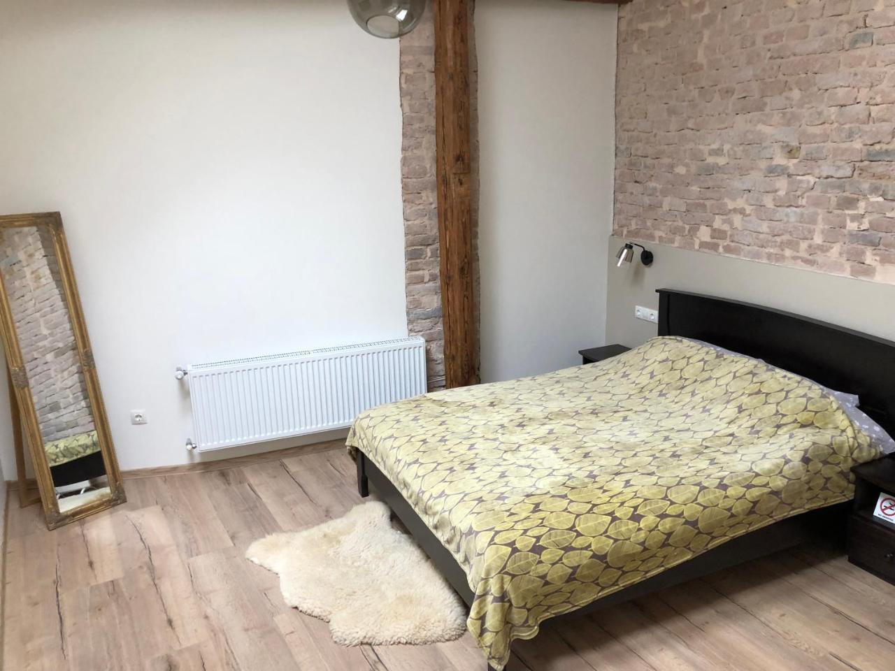 Apartment Lviv Ngoại thất bức ảnh
