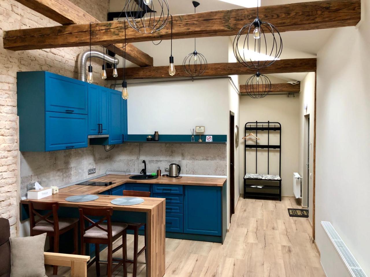Apartment Lviv Ngoại thất bức ảnh